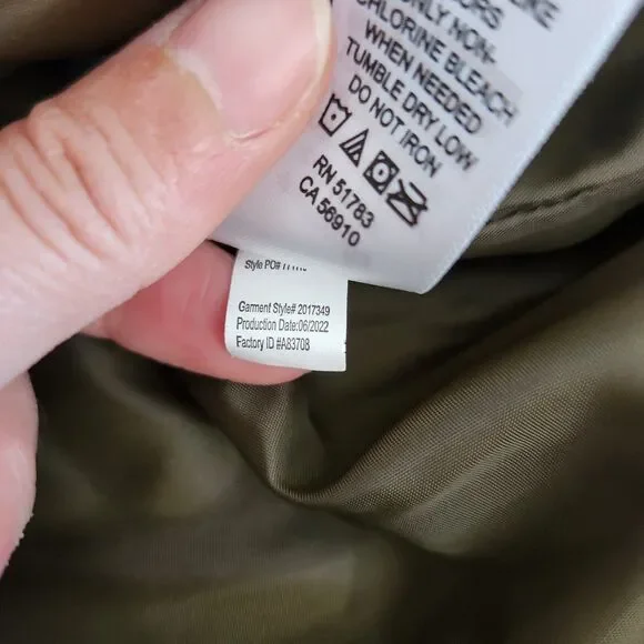 Maurices Green Long Quilted Belted Jacket Winter Puffer Coat Medium Snap Closure - Picture 6 of 8